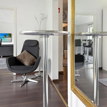 Private Escape Cinema Lounge Sleeps 17 Apartament *