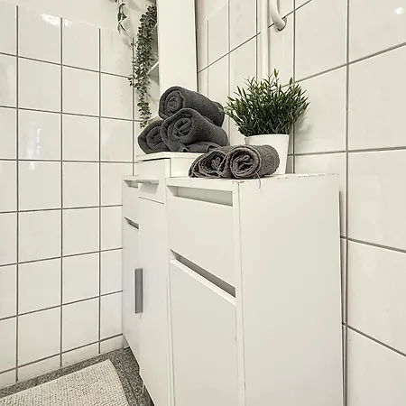 Private Escape Cinema Lounge Sleeps 17 * München